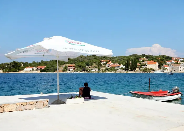 By The Sea Luka, Dugi Otok - 8182 Ллука
